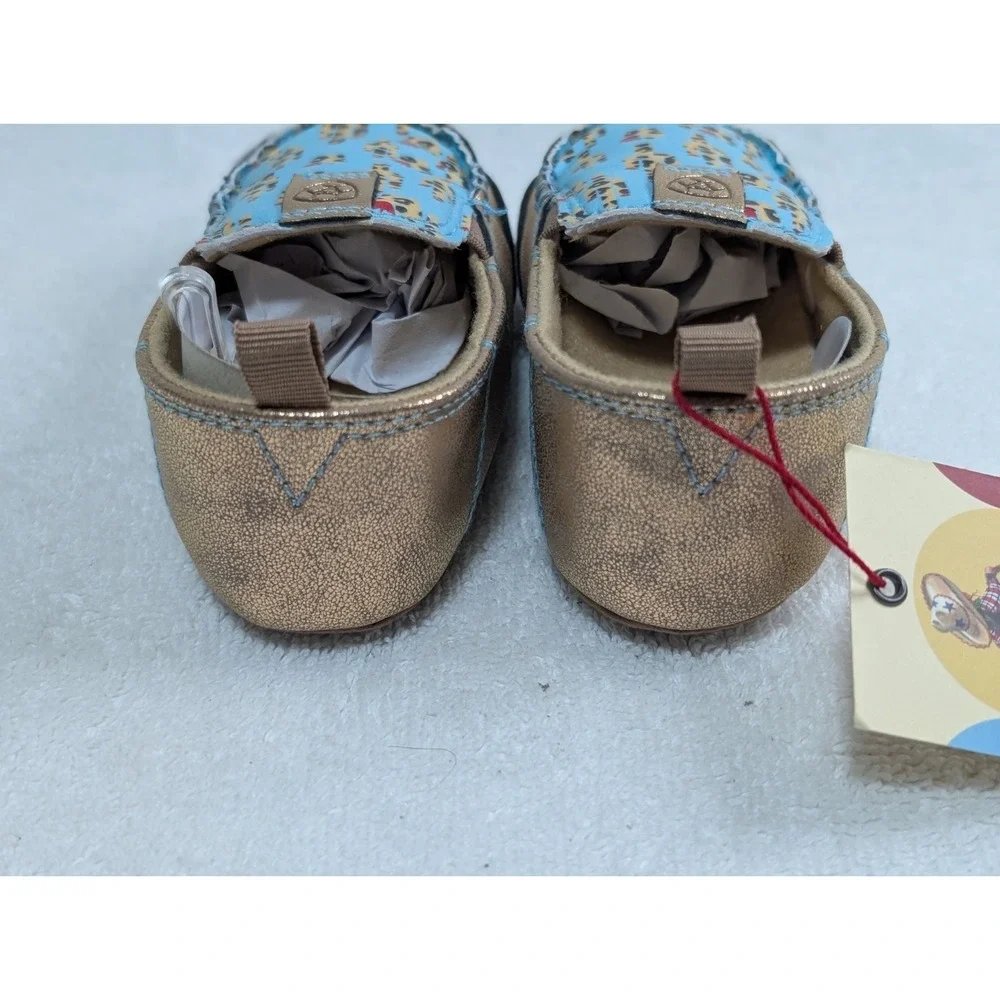 Ariat product pair